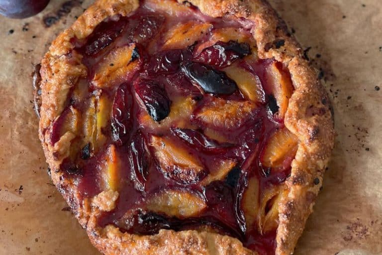 Tarte rustique à la prune