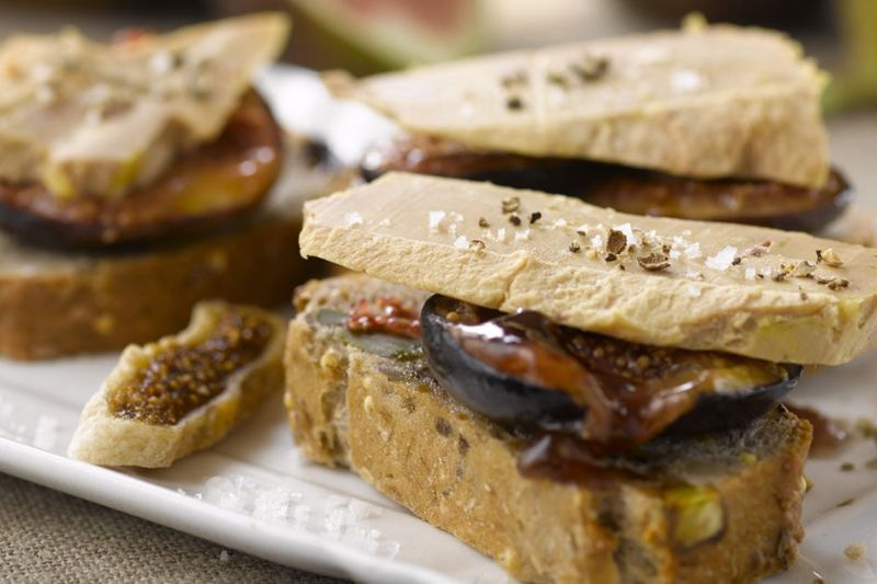 Tartines de foie gras et figues