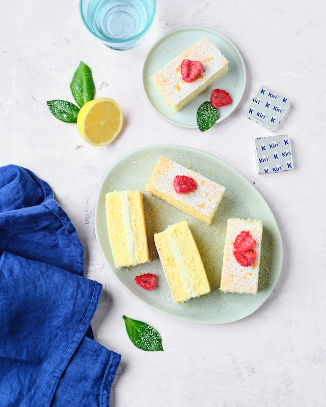 recette de Sandwichs de génoise au citron et Kiri