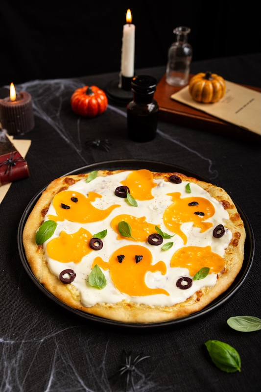 recette de Pizza fantôme à la Mimolette