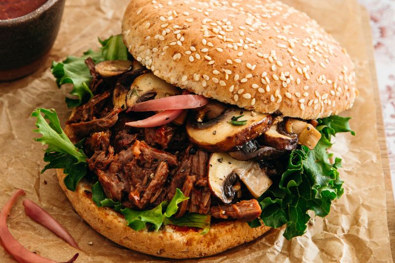 Burger pulled beef aux champignons