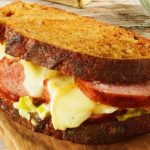 Saucisse de Morteau en croque gourmand