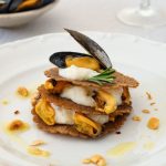 Millefeuille croustillant de moules et topinambour