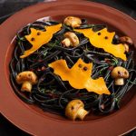 Spaghetti à l’encre de seiche et Mimolette