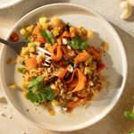 Salade de riz à l’asiatique