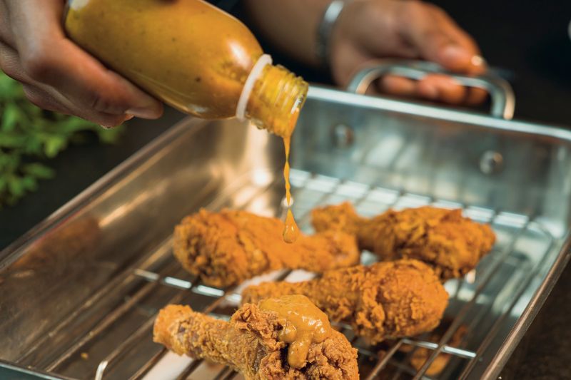 Mango curry hot sauce