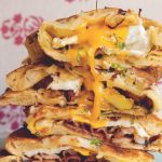 Naan au bacon et aux oeufs