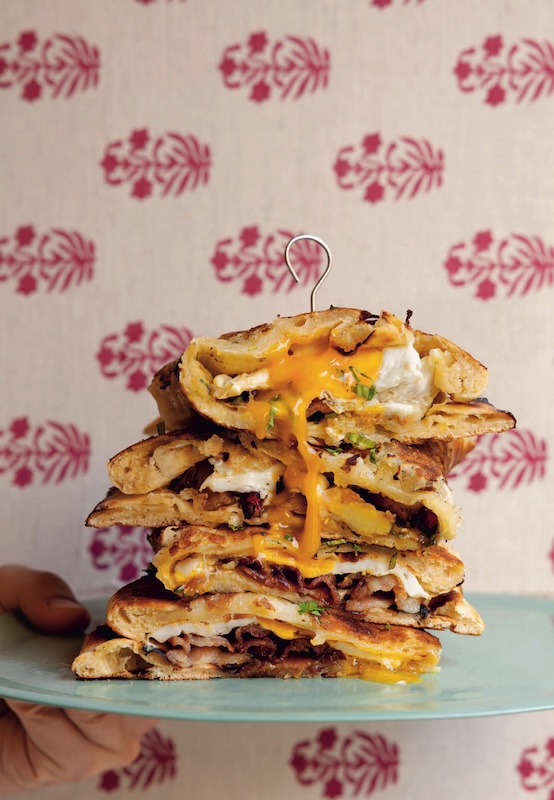 recette de Naan au bacon et aux oeufs