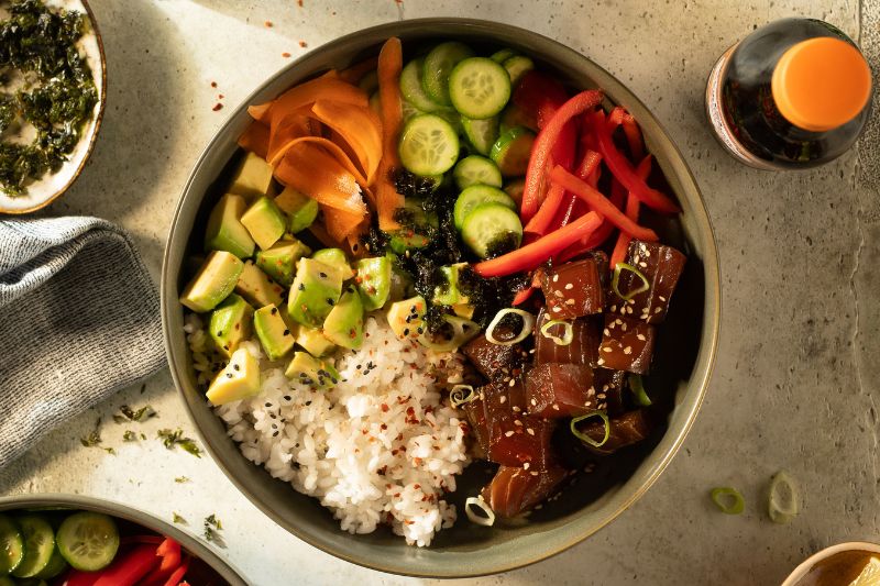 Poke bowl au thon mariné