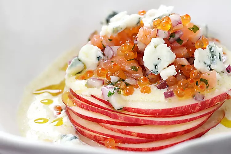 recette de Tartare de saumon Roquefort et pommes