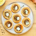 Feuilletés aux oignons caramélisés