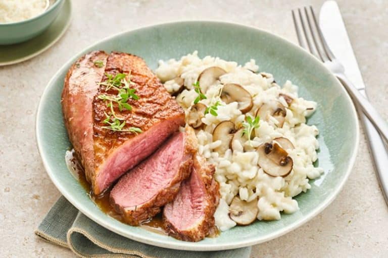 Filets de canard et risotto aux champignons