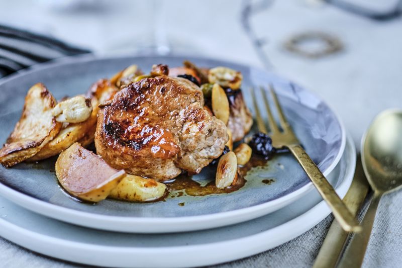 Filet mignon laqué au miel et fruits