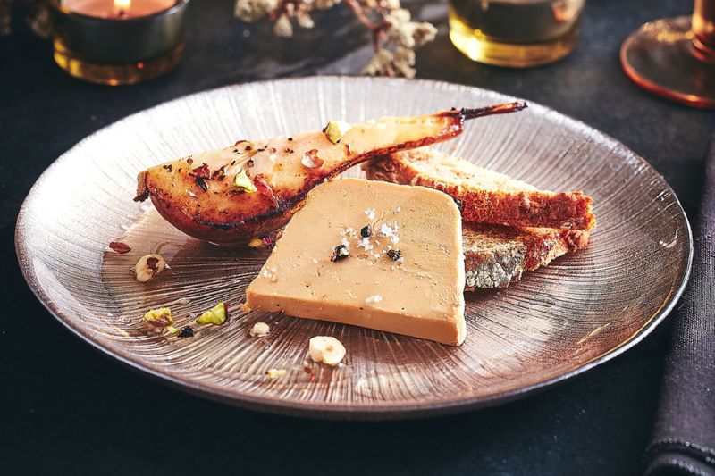 Foie gras au Gewurztraminer et poires