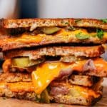 Grilled cheese au carpaccio de boeuf