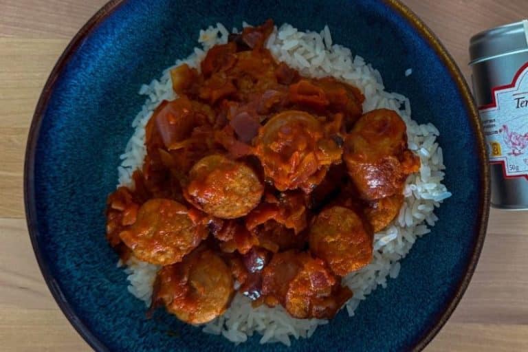 Rougail saucisse au Cari Créole