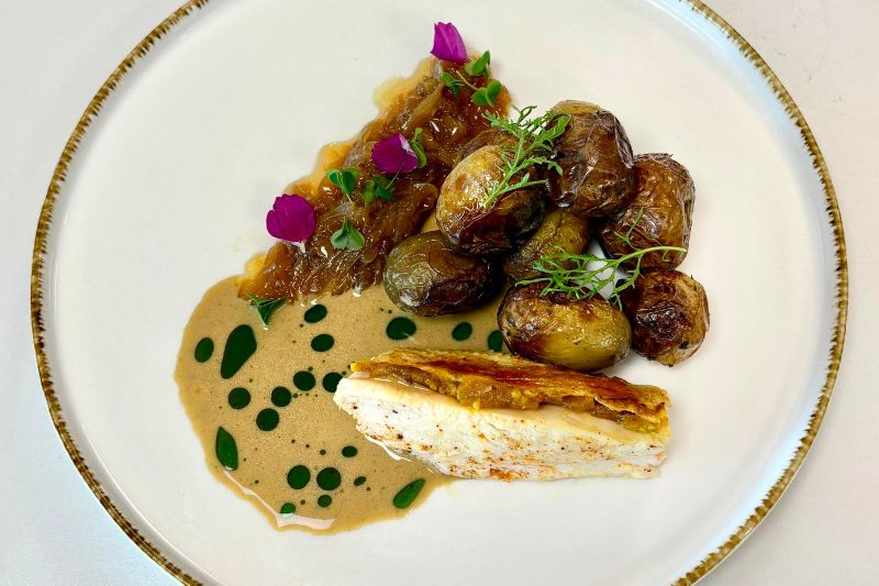 Suprême de volaille contisé à la poutargue