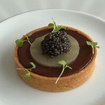Tartelette au chocolat et Caviar Perlita