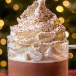 Chocolat chaud à la crème fouettée
