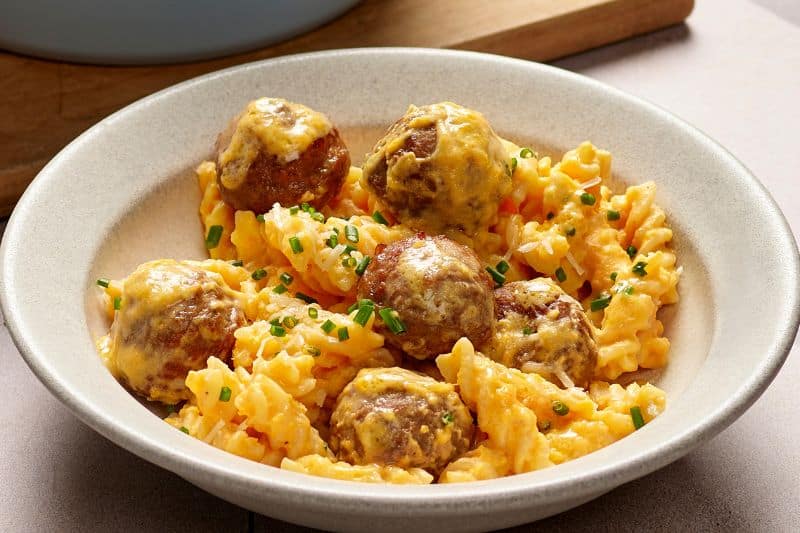 Pâtes aux boulettes et sauce butternut