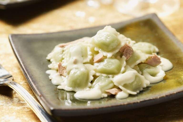 Ravioles et béchamel au foie gras