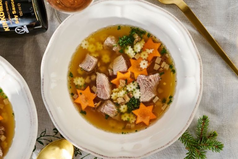 Soupe de volaille à la sauce soja