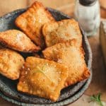 Tourtons aux pommes de terre à la Tomme