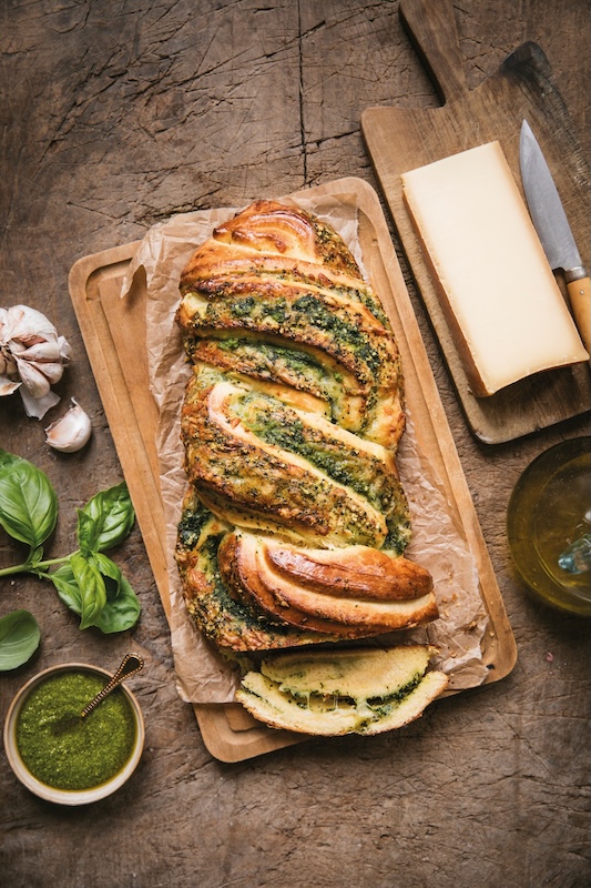 recette de Brioche tressée à l’Abondance et au pesto