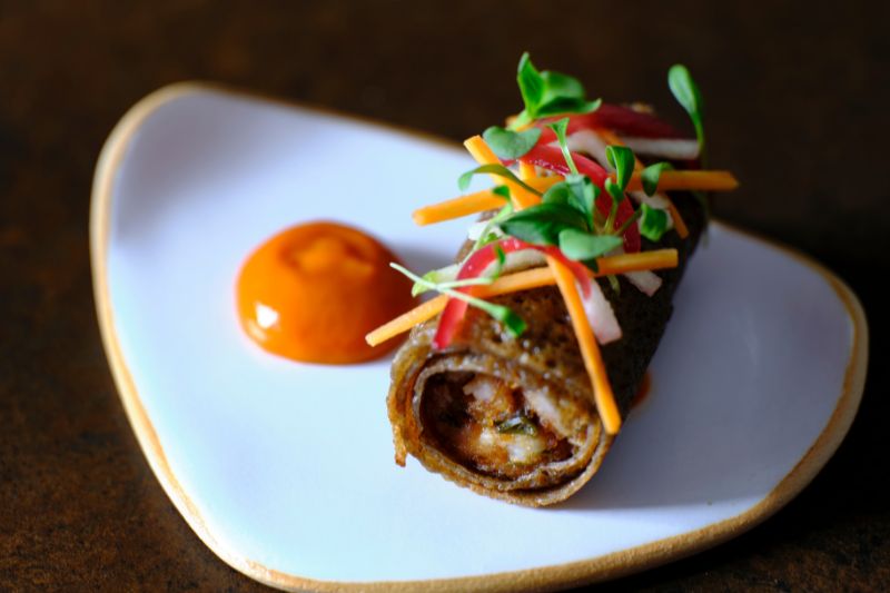 Galette saucisse à la sauce Sriracha