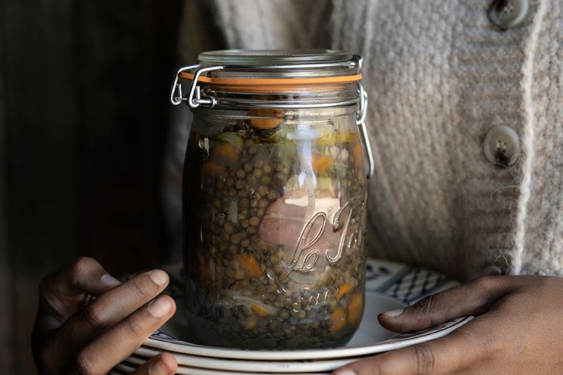 Petit salé aux lentilles en conserve
