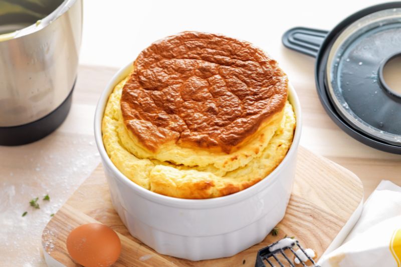 Soufflé au chèvre et au thym