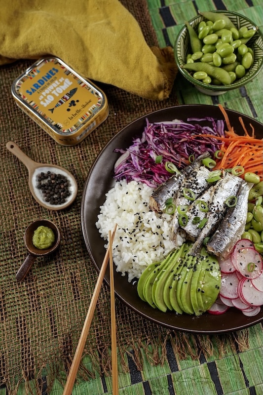 recette de Poké bowl aux sardines au poivre