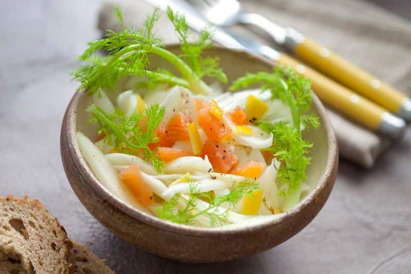 Salade croquante de fenouil au saumon