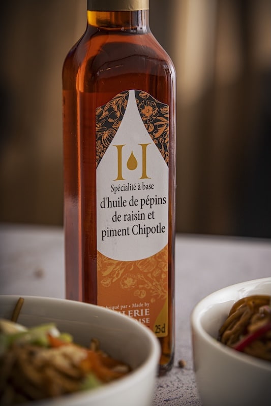 Huile pépins de raisin et piment Chipotle Huilerie Beaujolaise