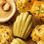 Madeleines à la pistache et à la cassonade ambrée