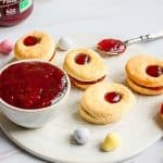 Oeufs de Pâques à la fraise