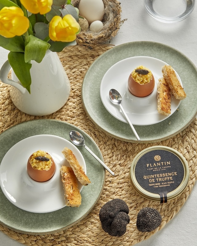 recette Oeufs en majesté à la truffe noire