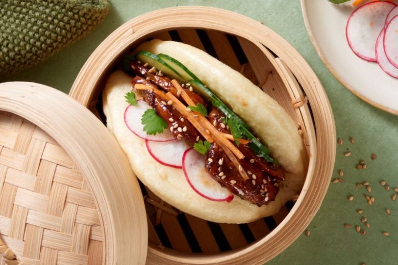 Gua bao au concombre et au poulet