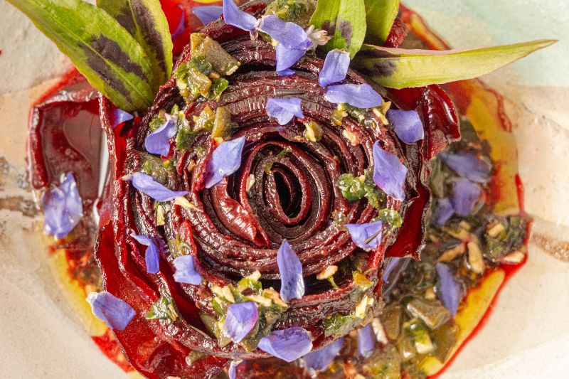 Rose de betterave au tartare d’algues