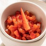 Tartare de fraise et tomate au poivre