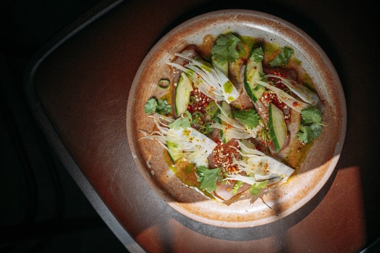 Thon cru mariné au saté