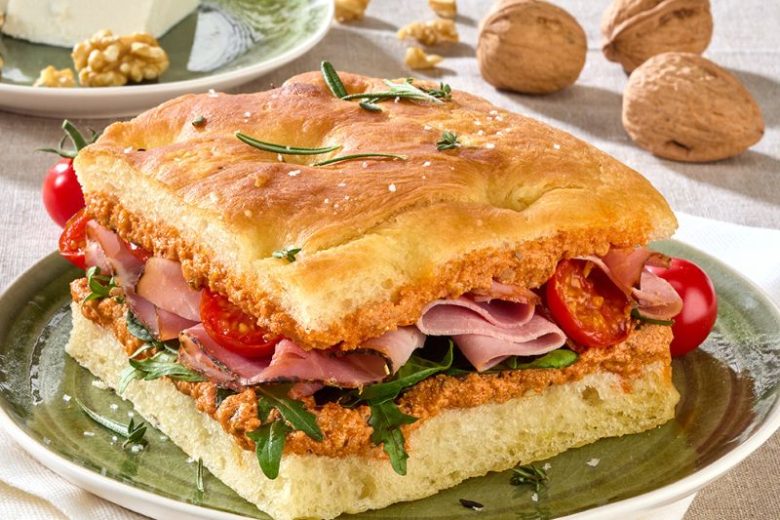 Focaccia au pesto ricotta noix