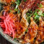 Donburi aux gyozas végétariens