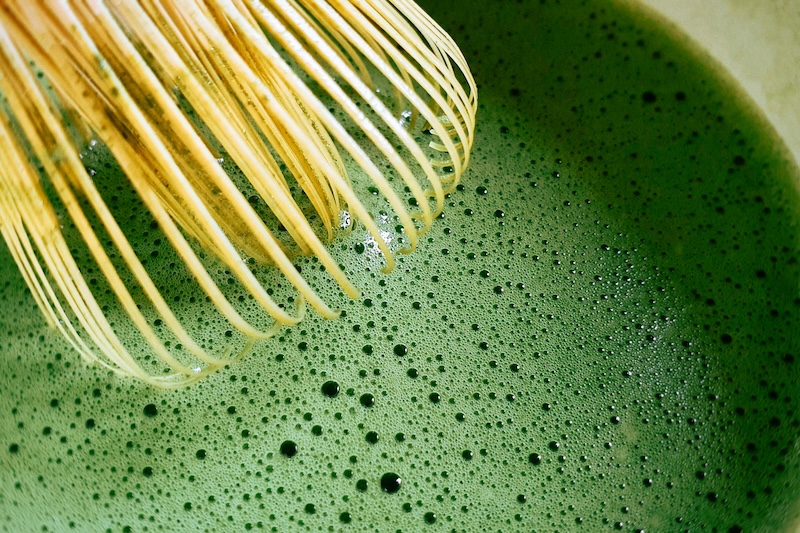 la préparation du matcha
