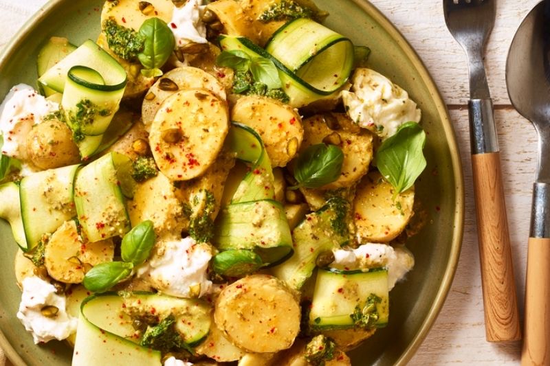 Salade de primeurs courgette et burrata