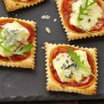 Pizzettes au Bresse Bleu