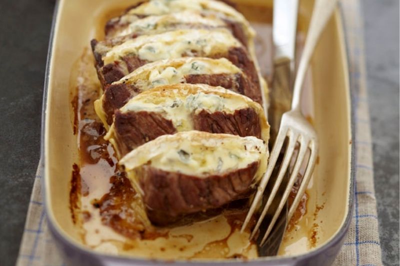 Rôti de boeuf au Bresse Bleu