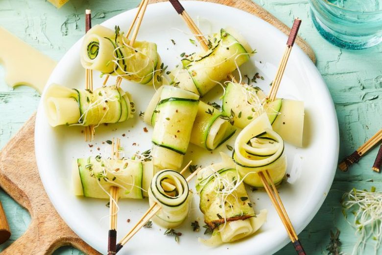 Roulés de courgettes grillées à l’Emmentaler