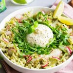 Salade de riz à la sauce au pesto