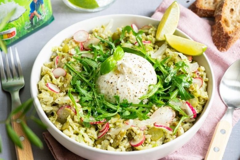 Salade de riz à la sauce au pesto